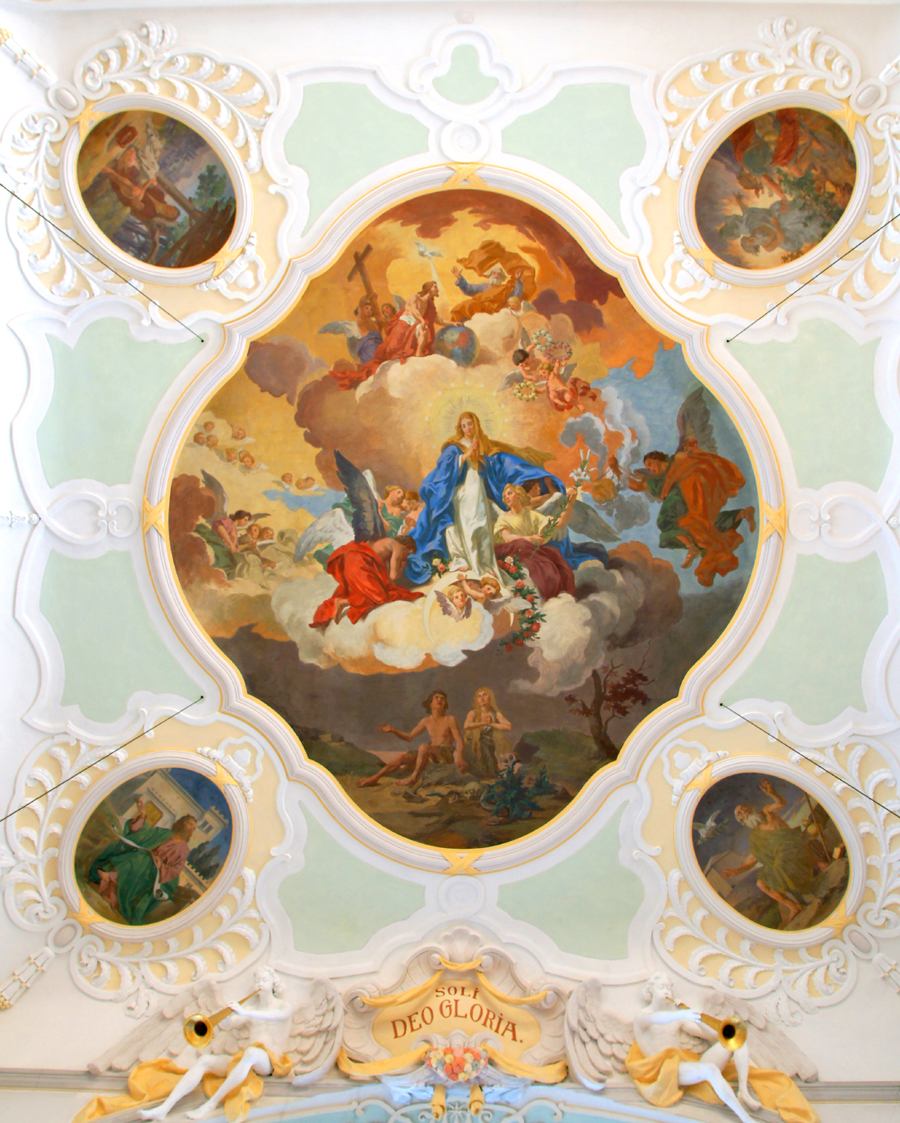 Deckengemälde „Maria Hilfe der Christenheit" des Künstlers Leonhard Thoma