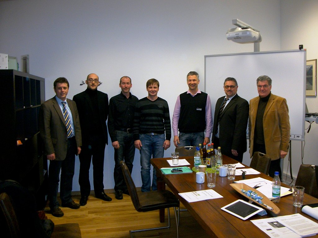 Von links nach rechts: Hr. Bürgermeister Seifert, Hr. Akula, Hr. Plendl, Hr. Werner, Hr. Pichler, Hr. Berger und Hr. Präsident Prof. Dr. Höpfl.