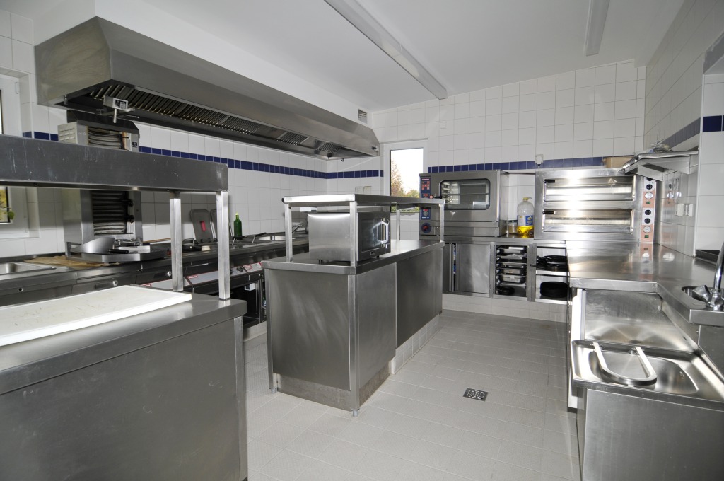 Die neuerbaute Küche des Restaurant Goldberg