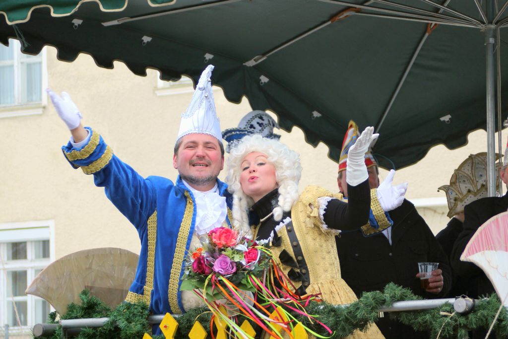 Ein Hauch von Venedig mit Prinzenpaar Markus I von Fierl am Bach und Ihre Lieblichkeit Sonja I von Lichtenstein