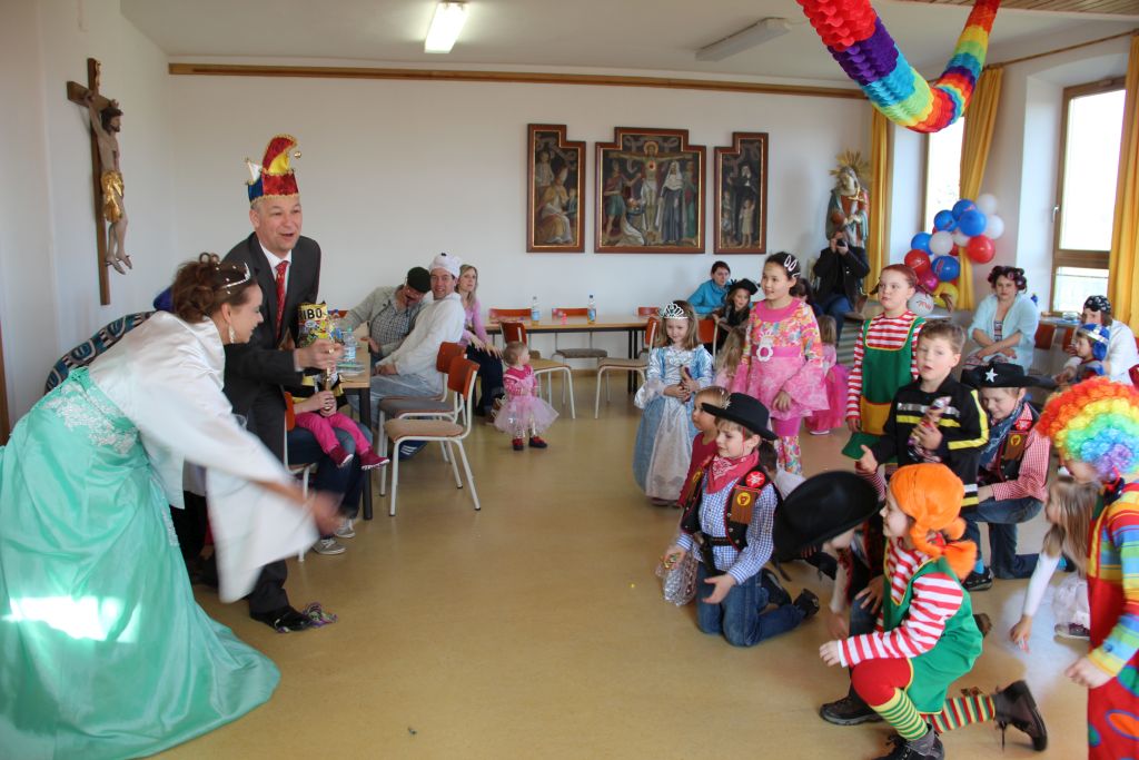 Kinderfasching Reißing Gutti-Regen