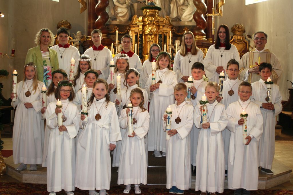 2015 04 26 Kommunion Gruppenfoto