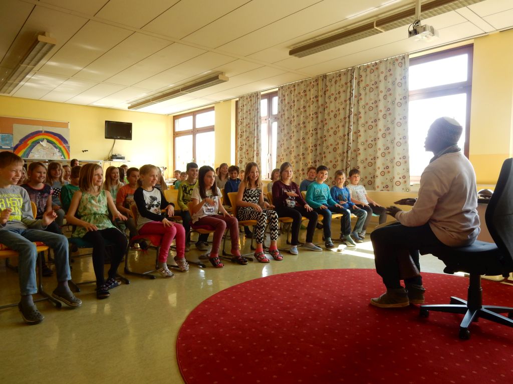 2016 04 11 Autorenlesung Grundschule 2