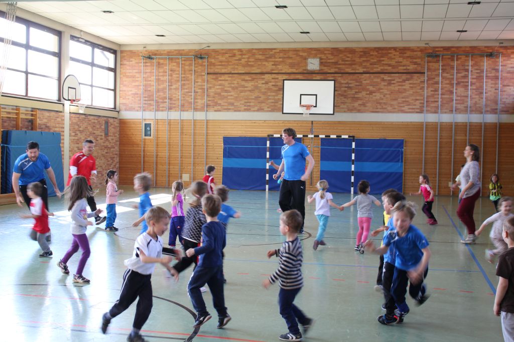 2016 04 19 Fussball schnuppern Kindergarten 2