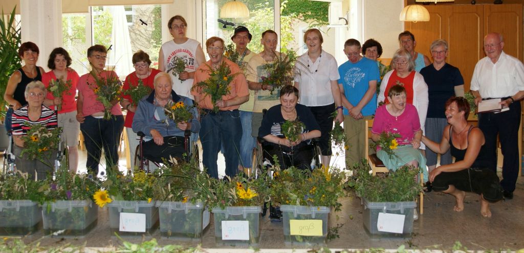 2016 08 14 Kräuterbuschenbinden 2