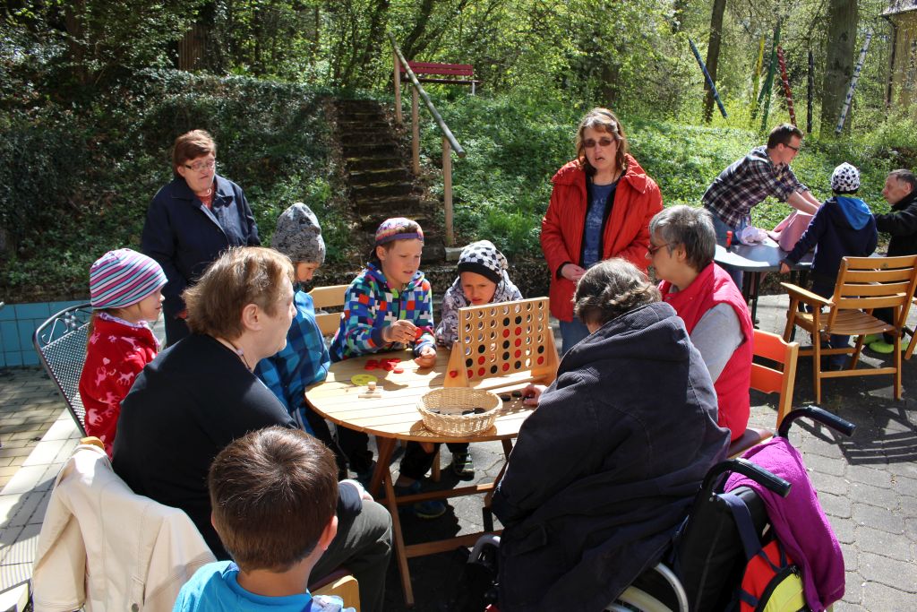 2017 04 12 Spielenachmittag Antoniusheim