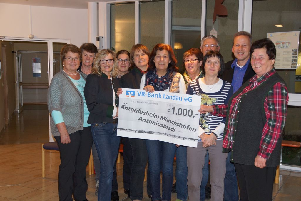 2017 11 14 Spende Landfrauen Antoniusheim 1