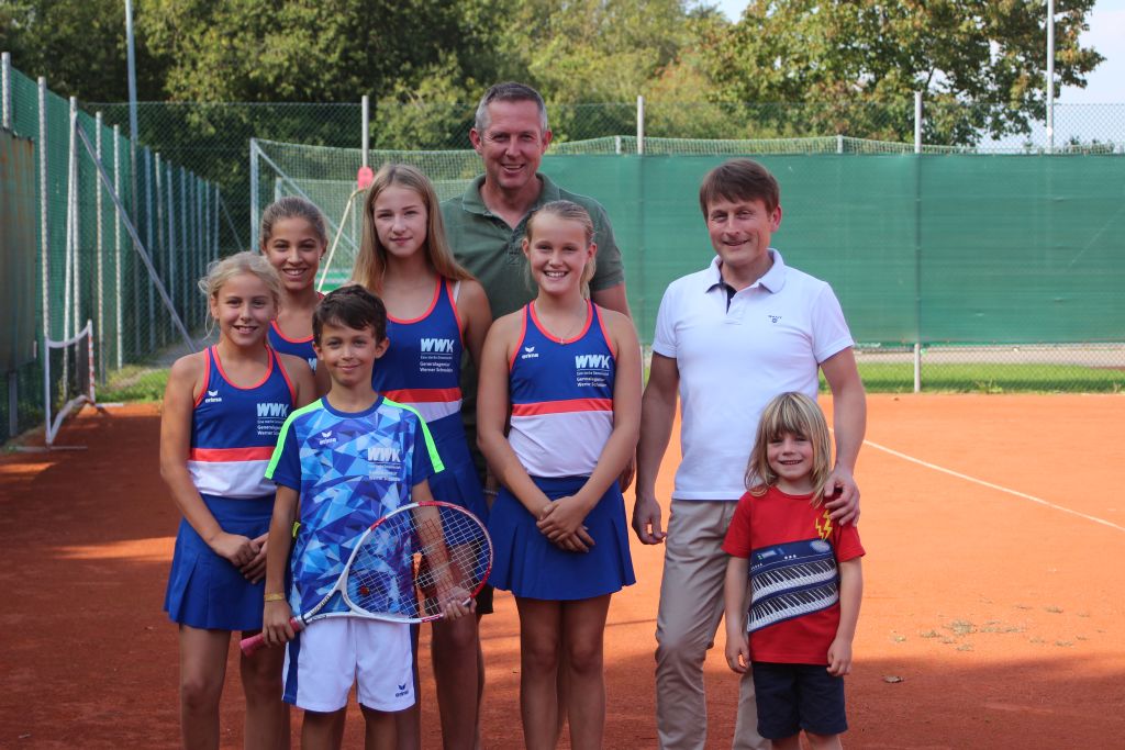 2018 10 05 Neue Trikots Tennis